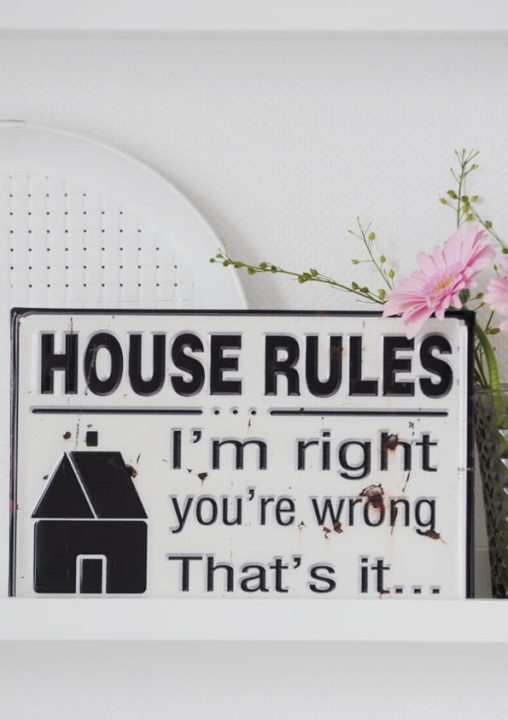 Szyld metalowy biało-czarny