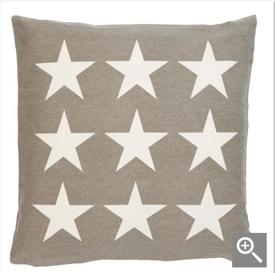 Poszewka dekoracyjna z białymi gwiazdkami