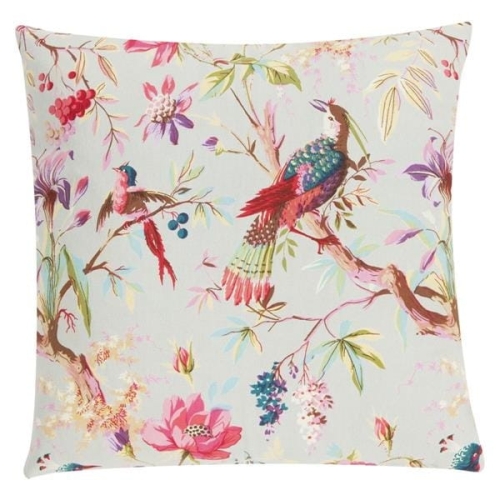 Poduszka ozdobna Kokonhome z motywem roślinnym i egzotycznymi ptakami, wykonana z naturalnej bawełny, idealna do aranżacji salonu.
