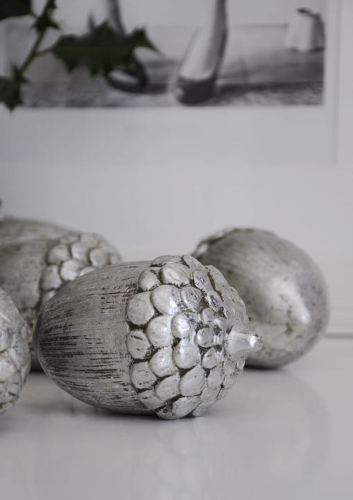 Dekoracja do wnętrz srebrny żołądż