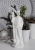 Ceramiczna figurka jelenia narciarza biała 35 cm