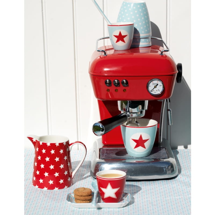 Czerwony dzbanek ceramiczny Green Gate – elegancka ozdoba stołu