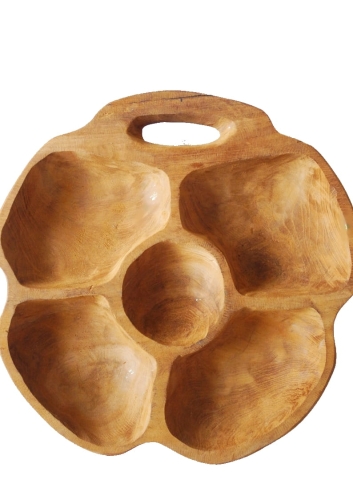 Drewniana patera dekoracyjna