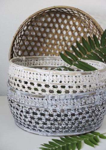 Duży ręcznie wyplatany kosz