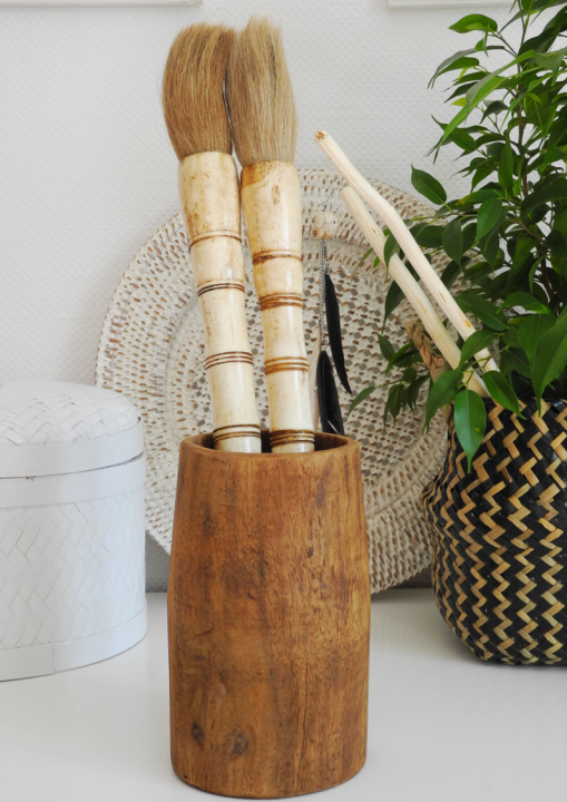 Drewniany pojemnik z Indii