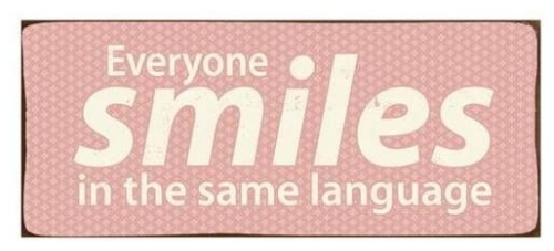 Różowy szyld metalowy do powieszenia