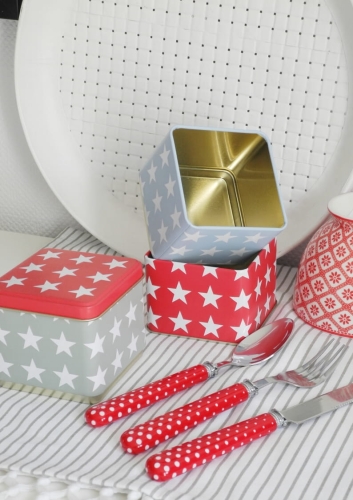 Organizer w trzech kolorach – puszka na drobiazgi z motywem białych gwiazdek