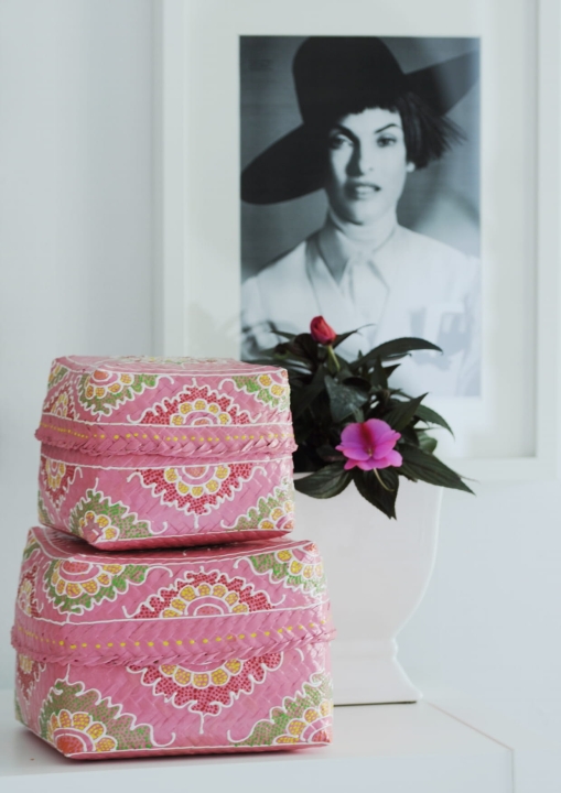 Pojemnik malowany PINK