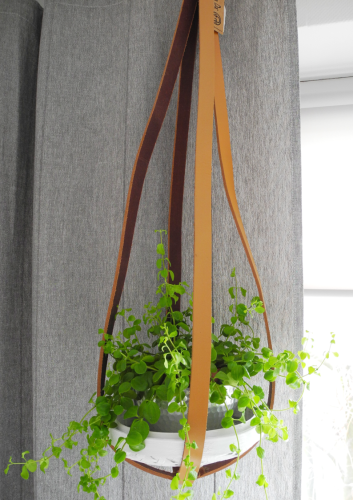 Wieszak na doniczki z naturalnej skóry