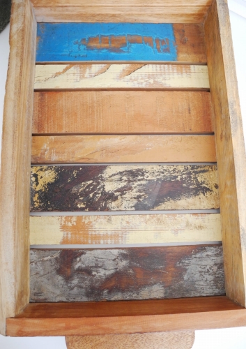 Taca z kolorowego drewna z odzysku