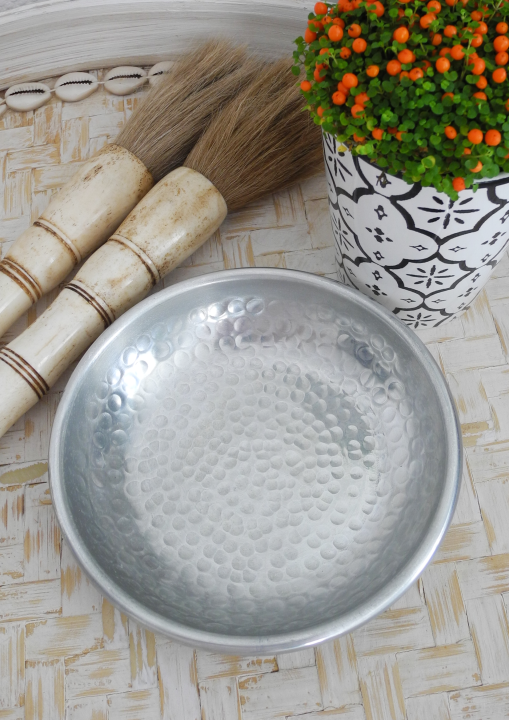 Srebrna miseczka z aluminium