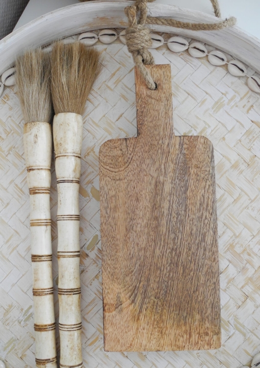 Mała deska kuchenna z drewna mango