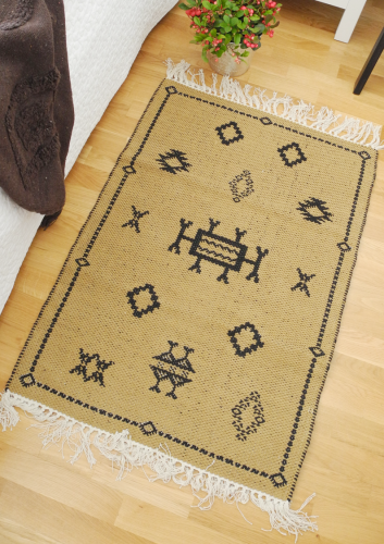 Dywanik bawełniany w etniczny wzór