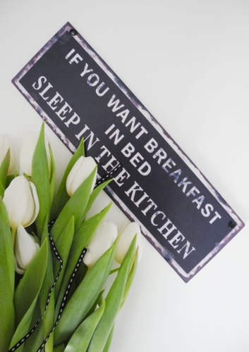 Szyld metalowy niebieski z tekstem