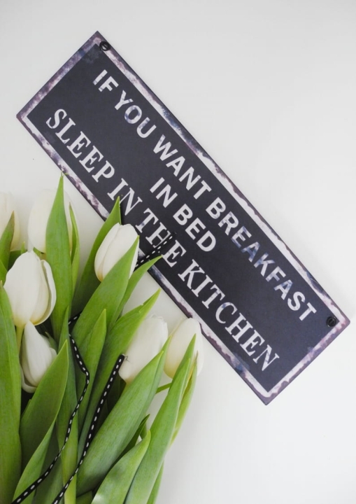 Szyld metalowy niebieski z tekstem