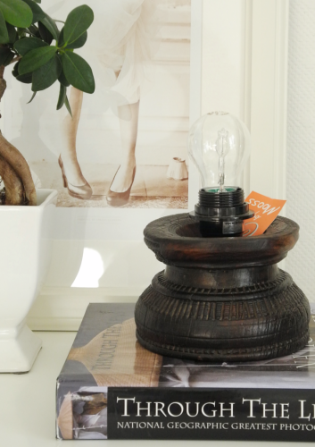 Drewniana podstawa lamy w stylu orientalnym