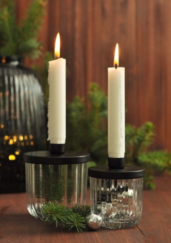 Świeczniki z karbowanego szkła z czarnym wieczkiem