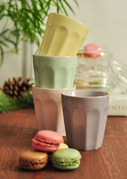 Pastelowe kubki do espresso