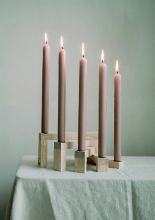 Rozkładany świecznik z naturalnego drewna mango