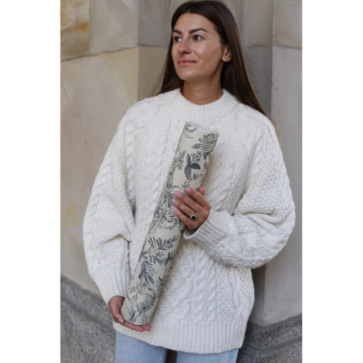 Zielonkawy papier dekoracyjny FLORA – karbowany, elegancki dodatek do DIY