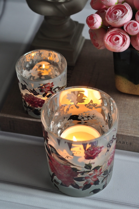 Szklane lampiony z egzotycznym wzorem kwiatowym