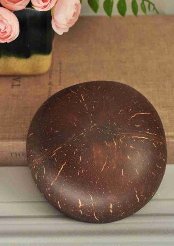 Egzotyczna dekoracja wnętrz z kokosa i perłowego zdobienia