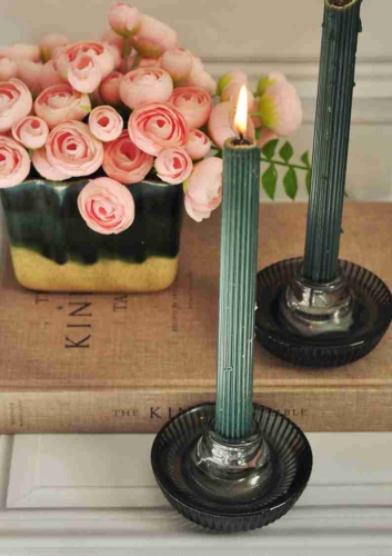 Świecznik z przydymionego szkła