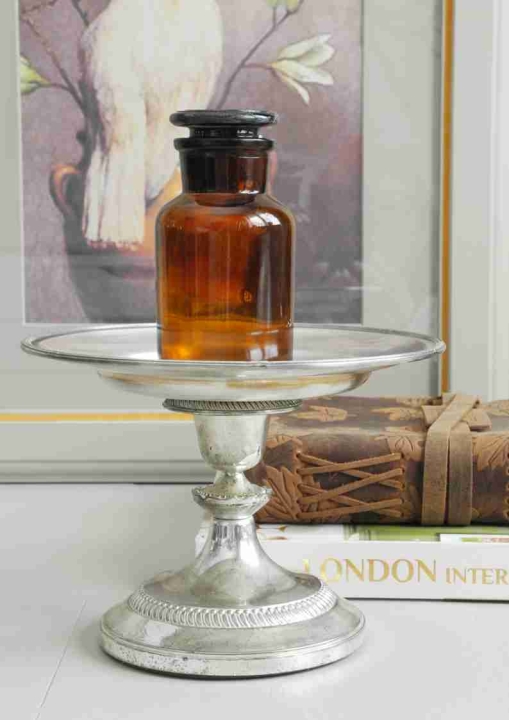 Apteczna butelka z brązowego szkła