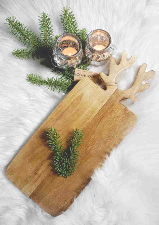 Deska do krojenia z rogami z drewna mango – elegancki dodatek do kuchni