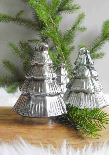 Choinka z błyszczącego szkła