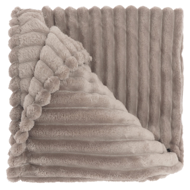 Pluszowy koc w kolorze taupe