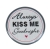 gałka do mebli z romantycznym napisem kiss me