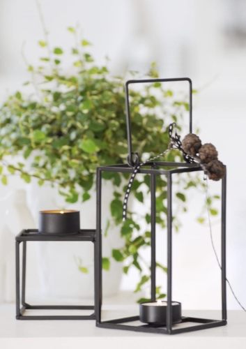 Świecznik czarny z uchwytem