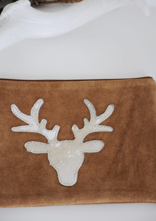 Karmelowa kosmetyczka z zamszu