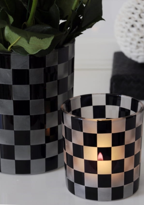 Szklany pojemnik dekoracyjny w szachownicę SQUARES