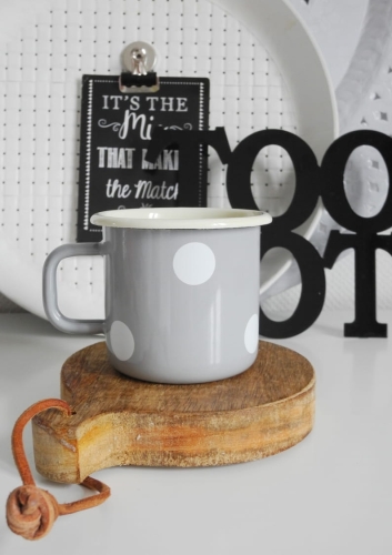 Kubek emaliowany szary w białe groszki