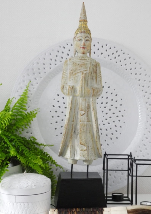 Dekoracyjna figura Buddy z drena balsy