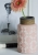 Różowy wazon ceramiczny